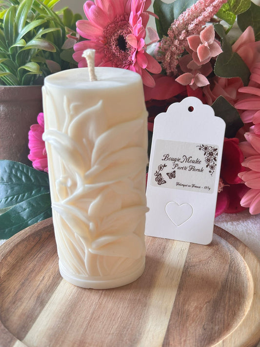 Bougie Moulée – Pureté Florale