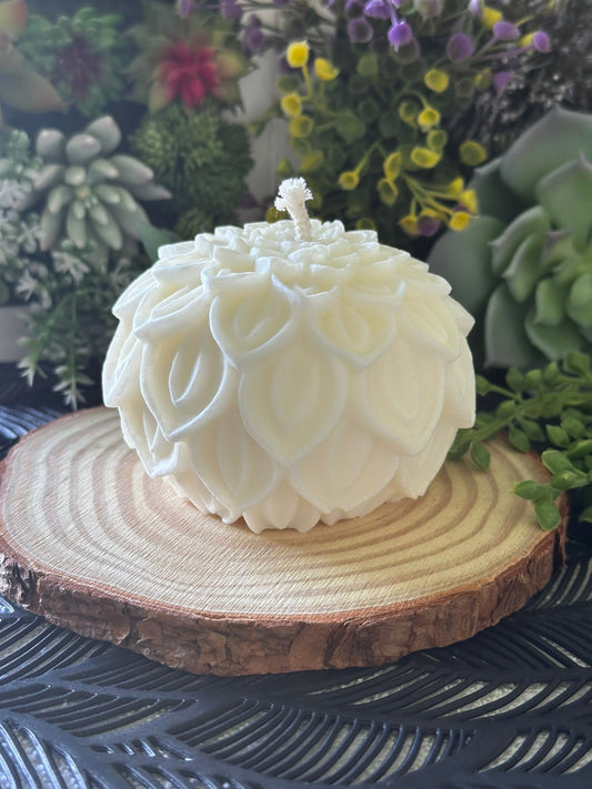 Bougie moulée – Fleur de Coton