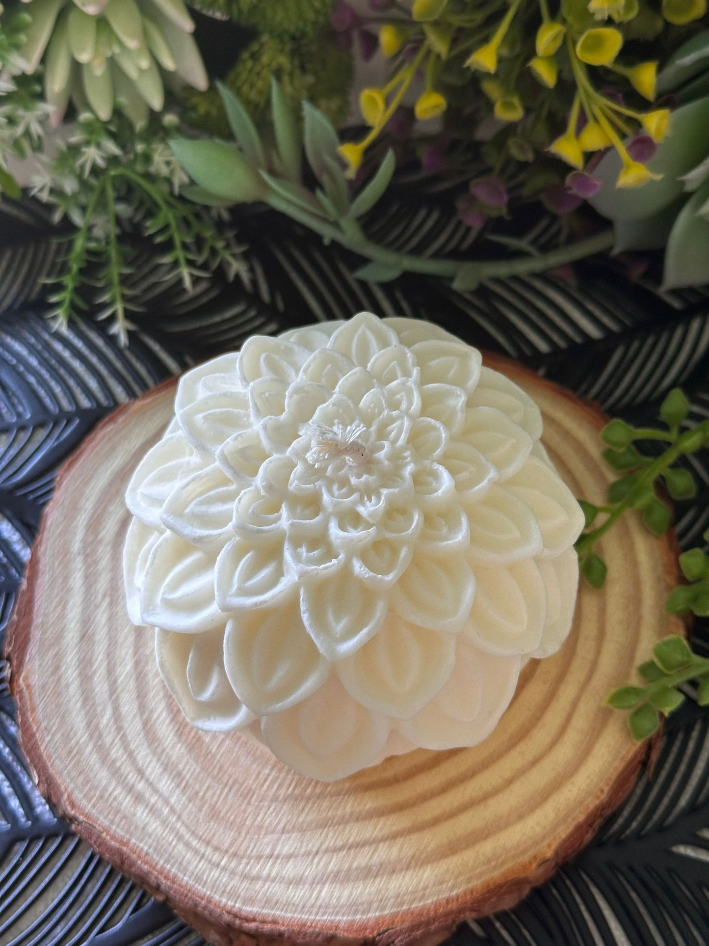 Bougie moulée – Fleur de Coton